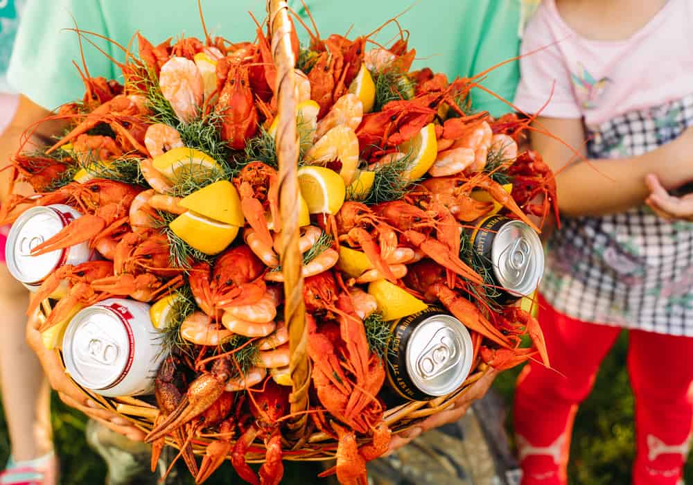16 Homemade Beer Bouquet Ideas You Can DIY Easily