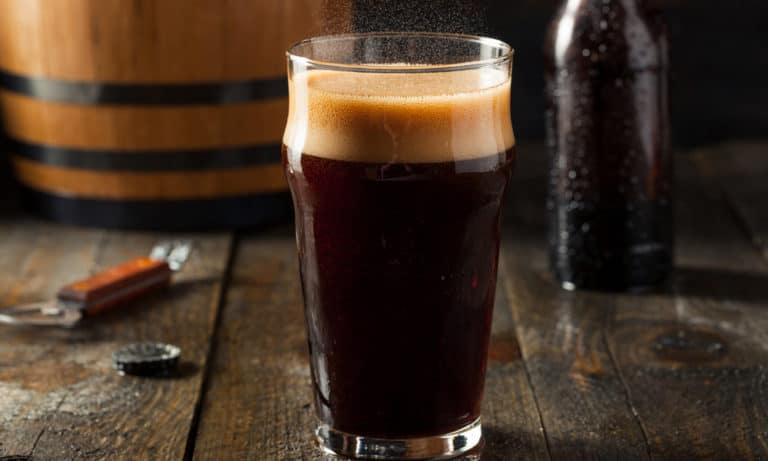 6 Easy Steps to Make Root Beer at Home